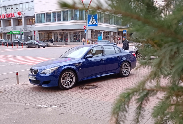 BMW M5 E60 2005