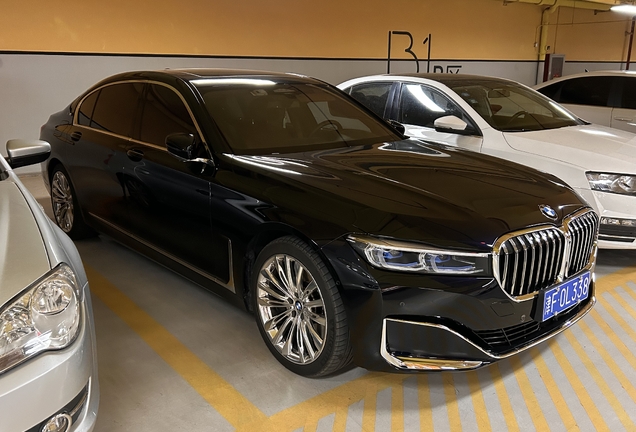 BMW M760Li xDrive 2019