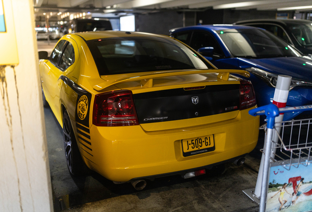 Dodge Charger SRT-8 Super Bee