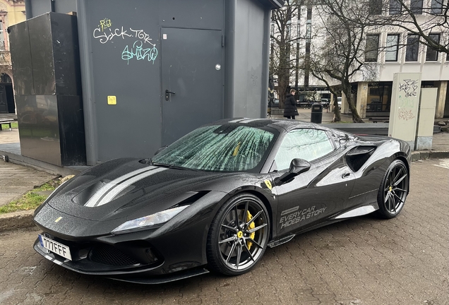 Ferrari F8 Spider Novitec Rosso