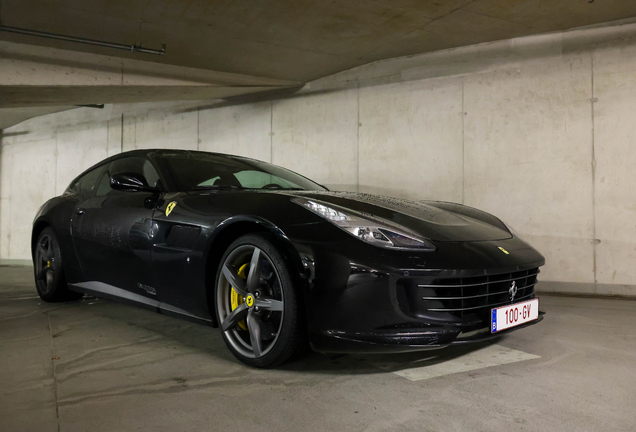 Ferrari GTC4Lusso T