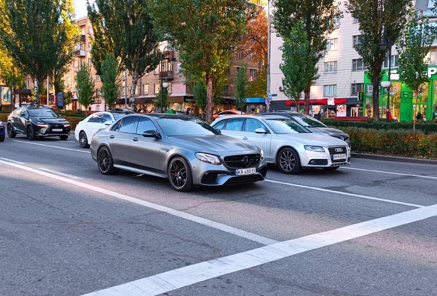 Mercedes-AMG E 63 S W213 Edition 1