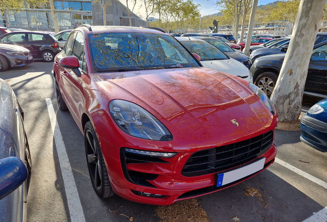 Porsche 95B Macan GTS