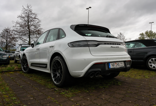 Porsche 95B Macan GTS MkIII