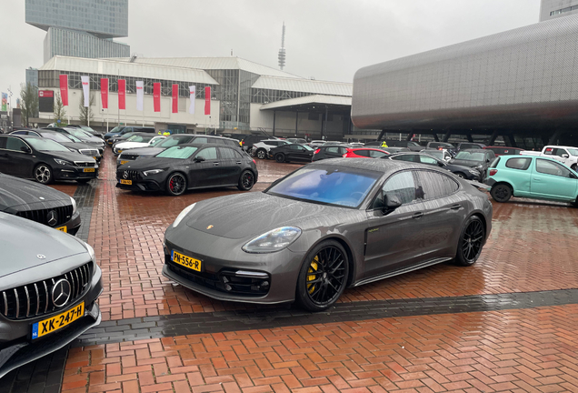 Porsche 971 Panamera Turbo S E-Hybrid