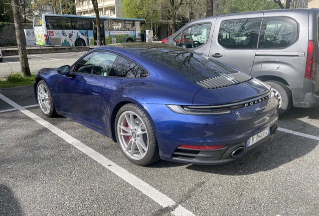 Porsche 992 Carrera 4S