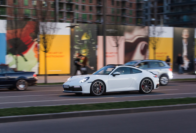 Porsche 992 Carrera S