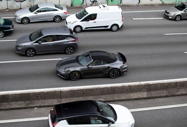 Porsche 992 Turbo S Cabriolet