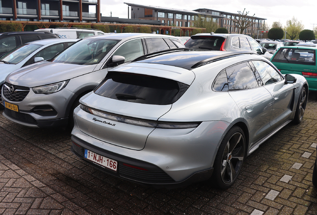 Porsche Taycan Turbo S Sport Turismo