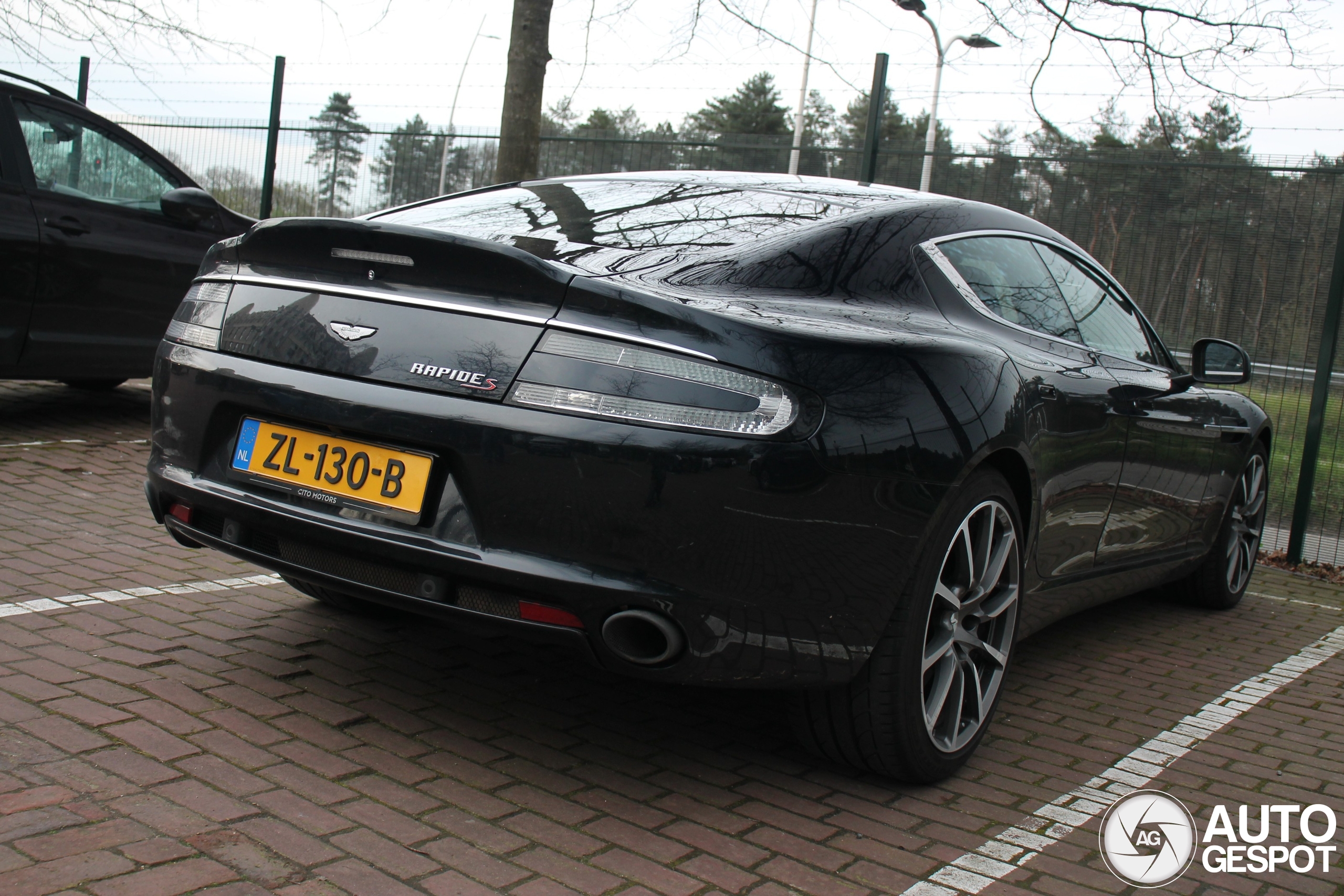 Aston Martin Rapide S