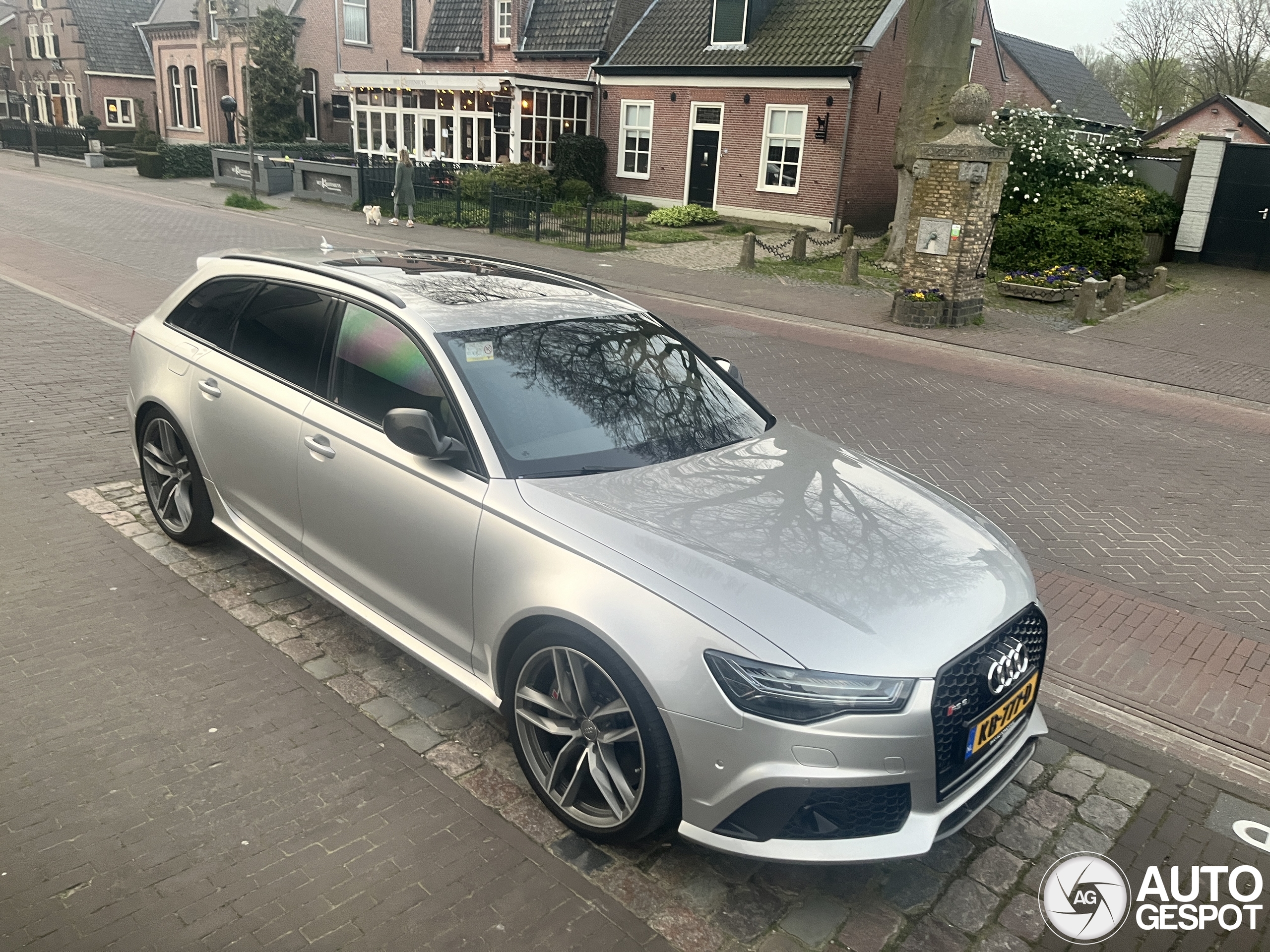 Audi RS6 Avant C7 2015