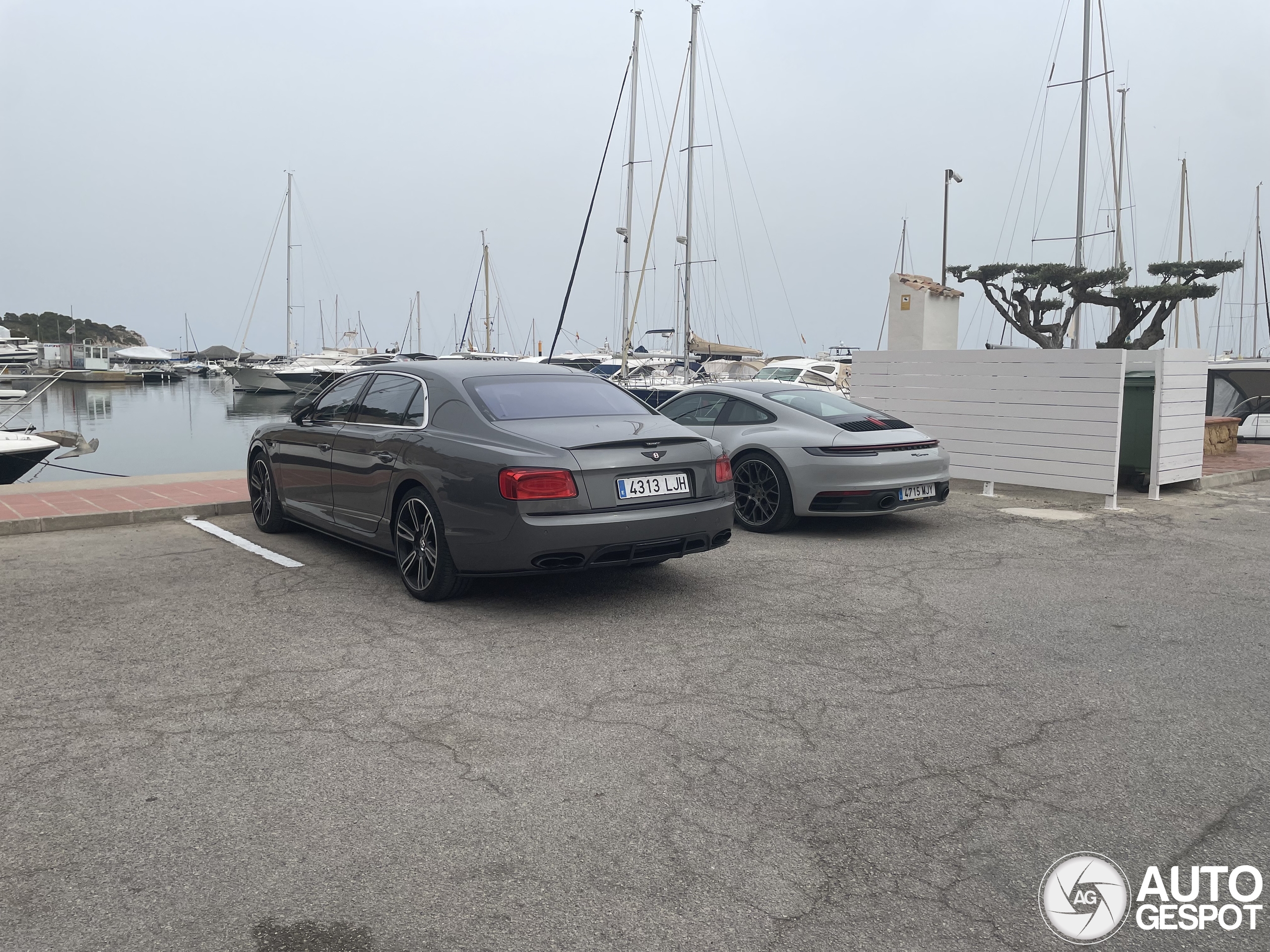 Bentley Flying Spur V8