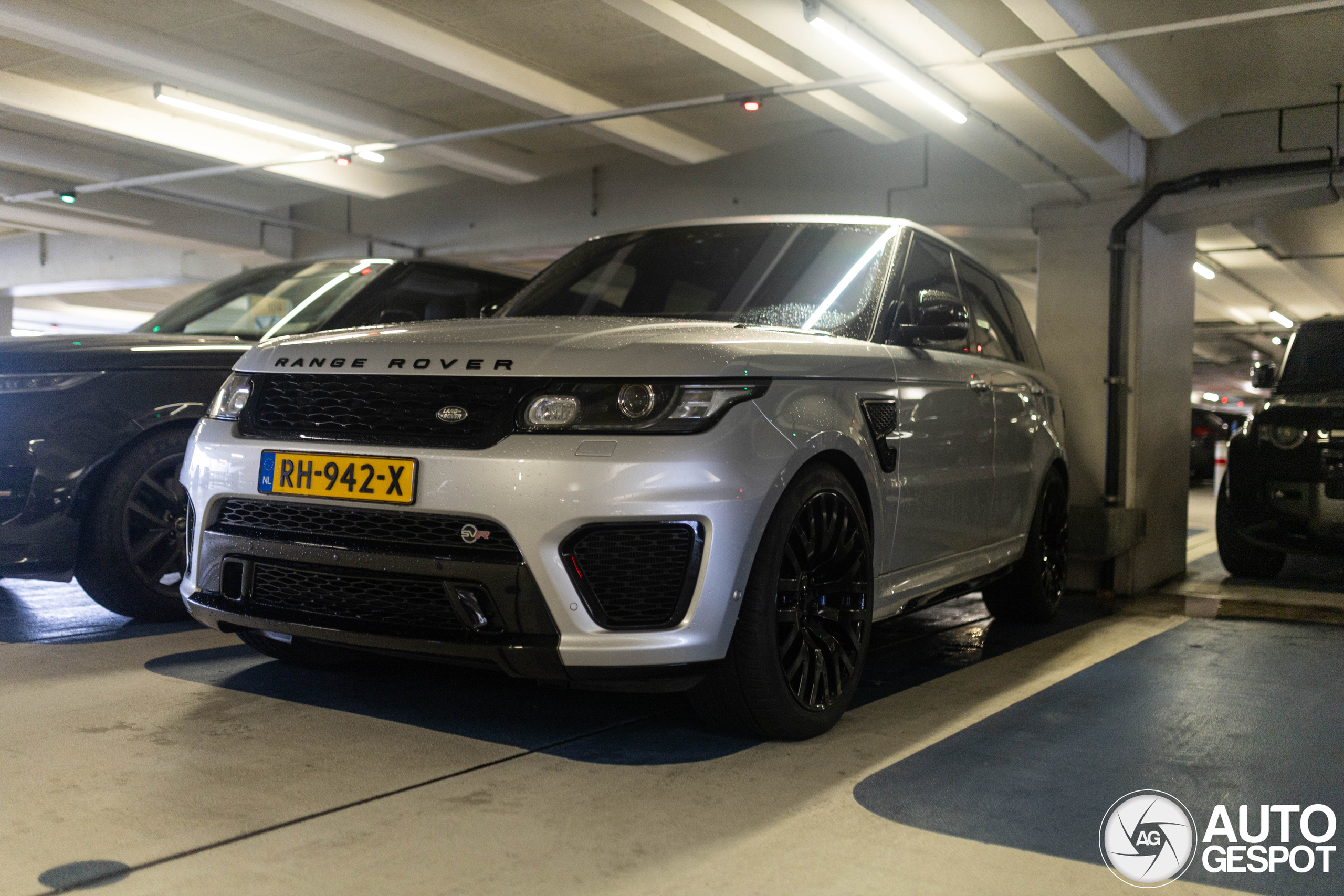 Land Rover Range Rover Sport SVR