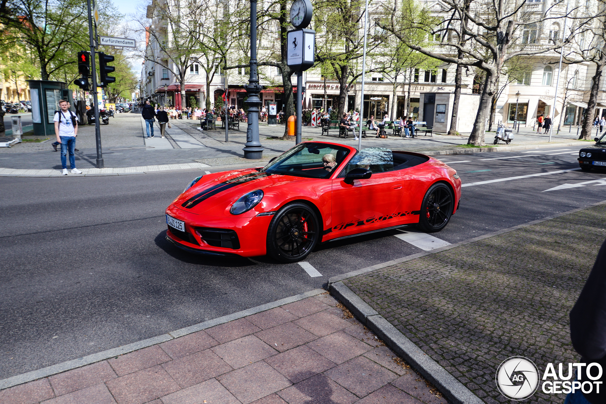 Porsche 992 Carrera GTS Cabriolet