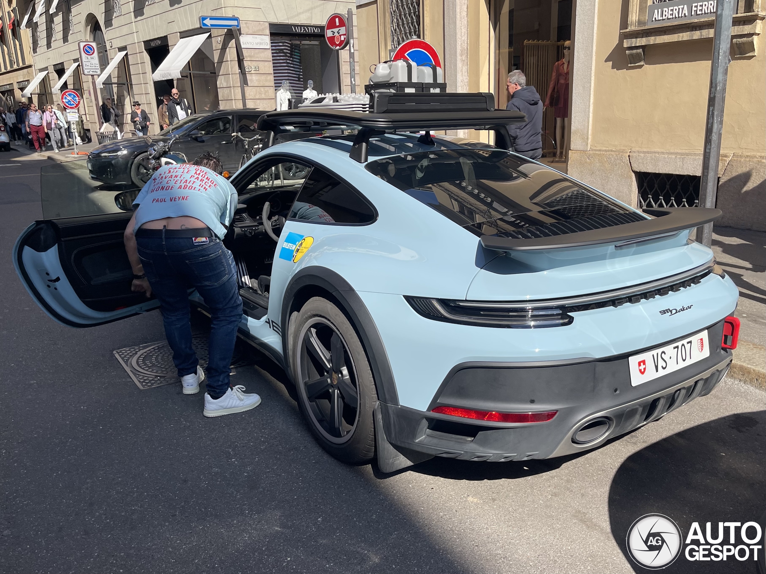 Porsche 992 Dakar