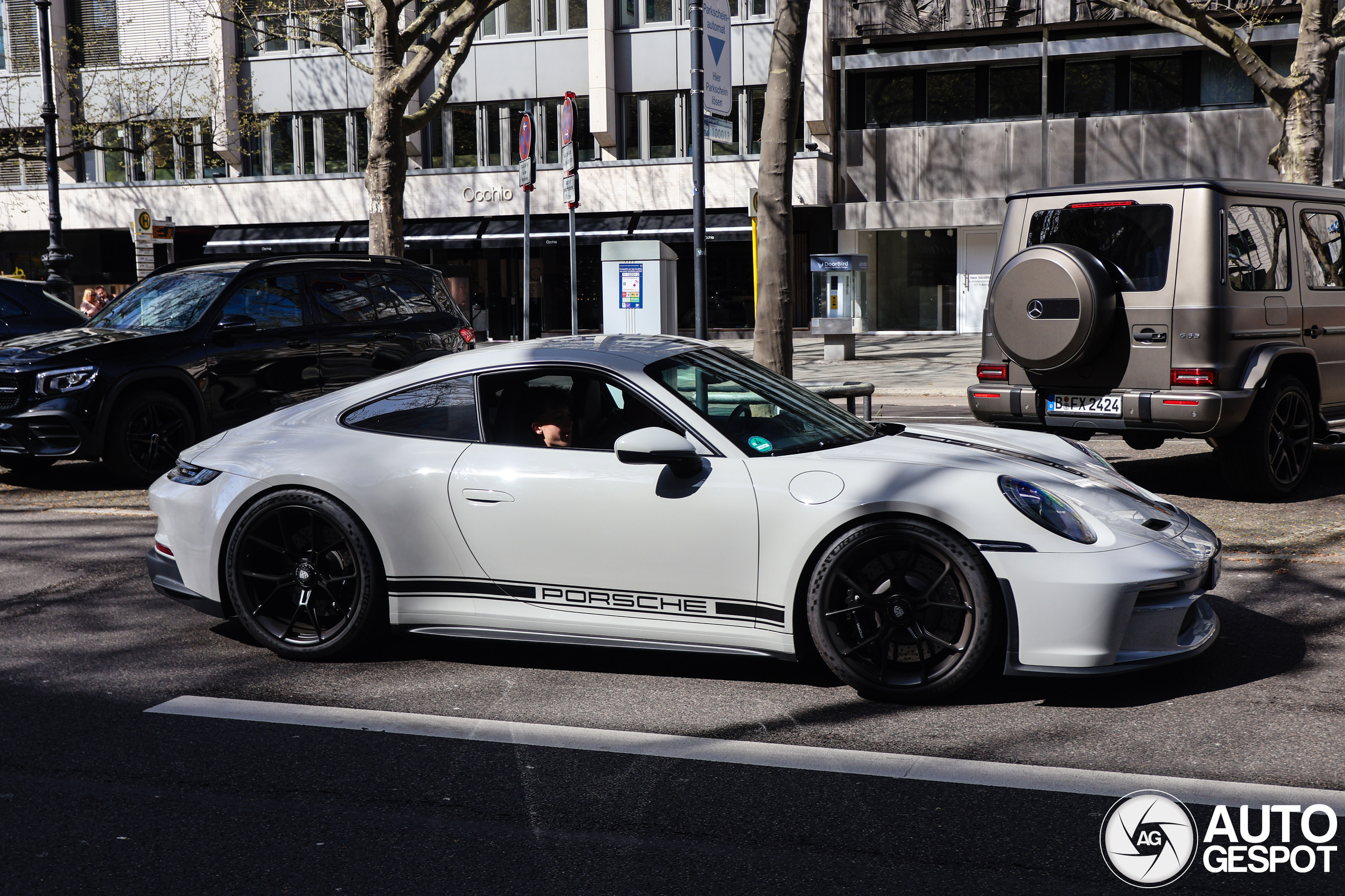 Porsche 992 GT3 Touring