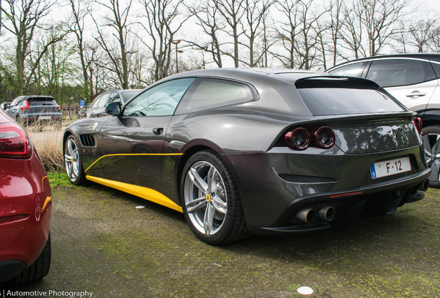 Ferrari GTC4Lusso T