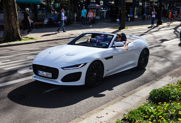 Jaguar F-TYPE P450 75 Convertible