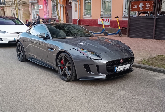 Jaguar F-TYPE R AWD Coupé