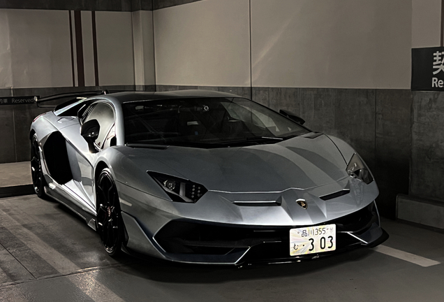 Lamborghini Aventador LP770-4 SVJ