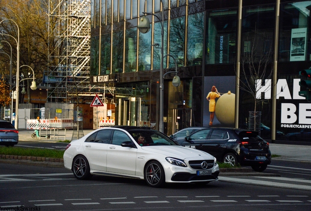 Mercedes-AMG C 63 S W205