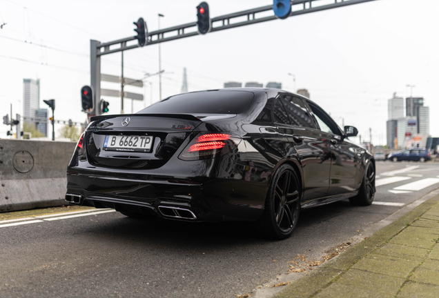 Mercedes-AMG E 63 S W213