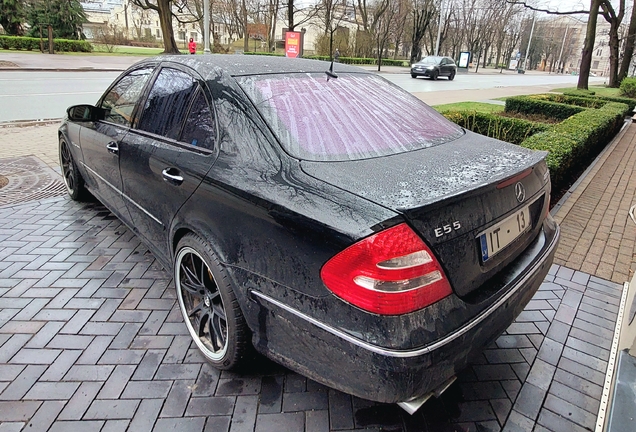 Mercedes-Benz E 55 AMG