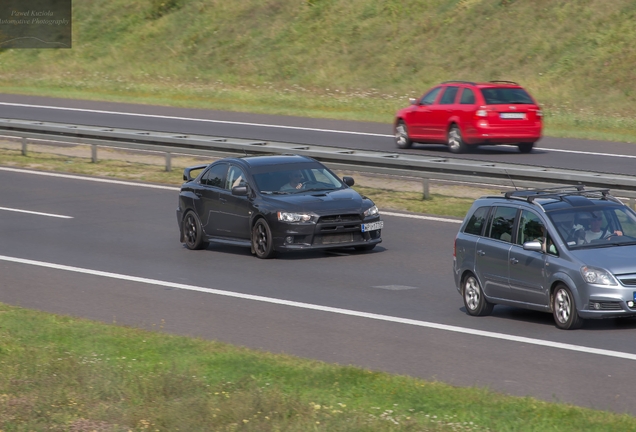 Mitsubishi Lancer Evolution X