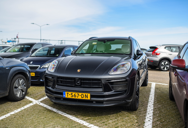 Porsche 95B Macan GTS MkIII