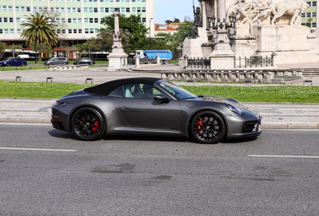 Porsche 992 Carrera 4 GTS Cabriolet