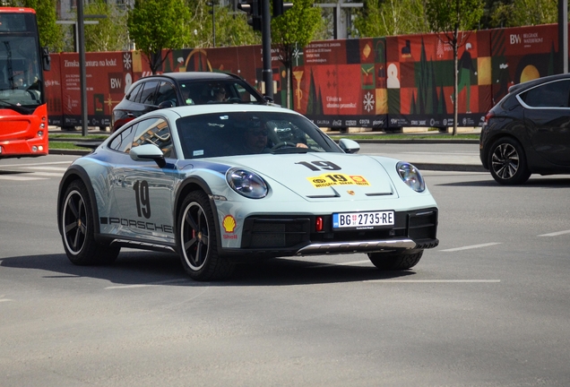 Porsche 992 Dakar