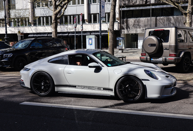 Porsche 992 GT3 Touring