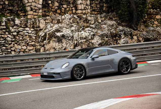 Porsche 992 GT3 Touring