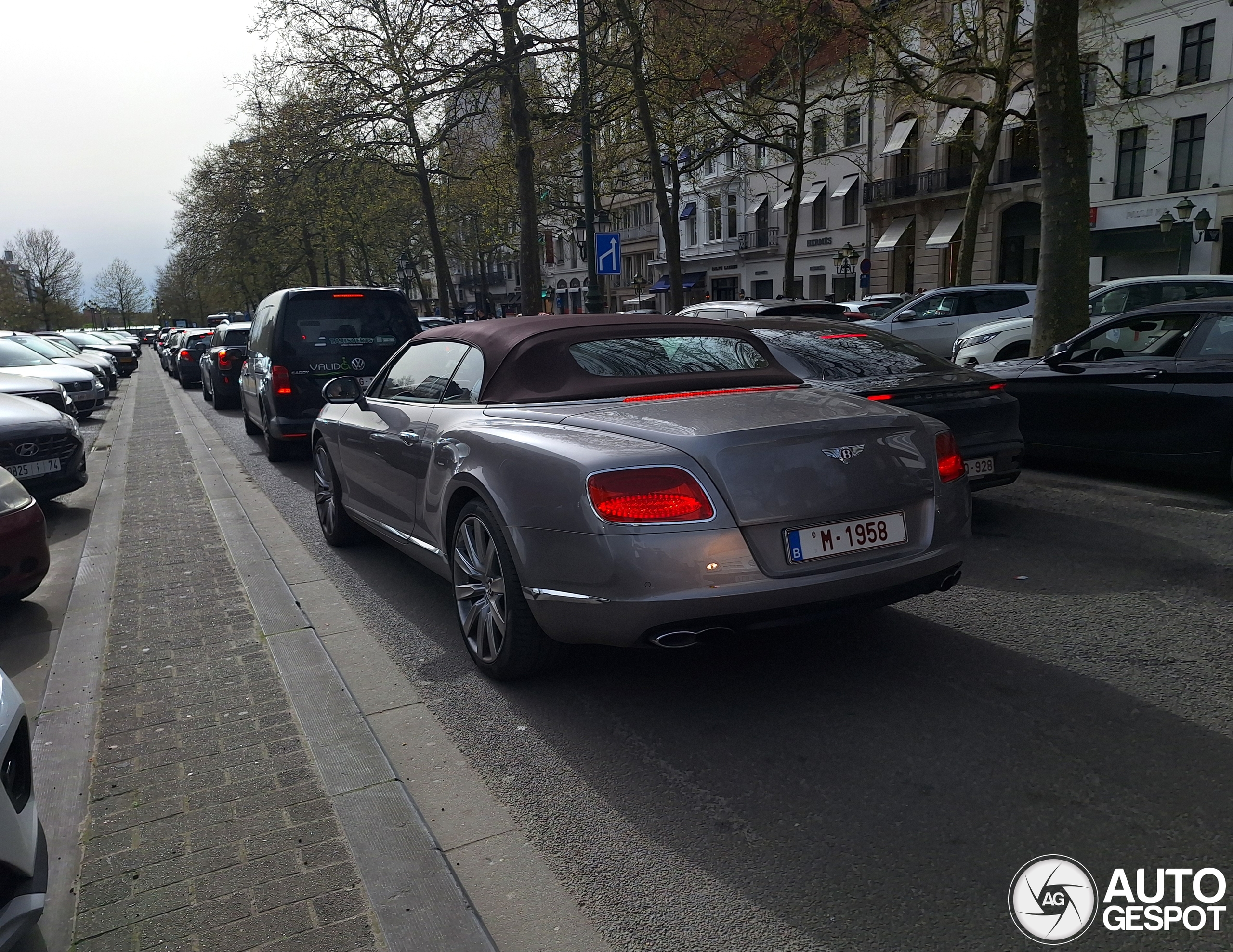 Bentley Continental GTC V8