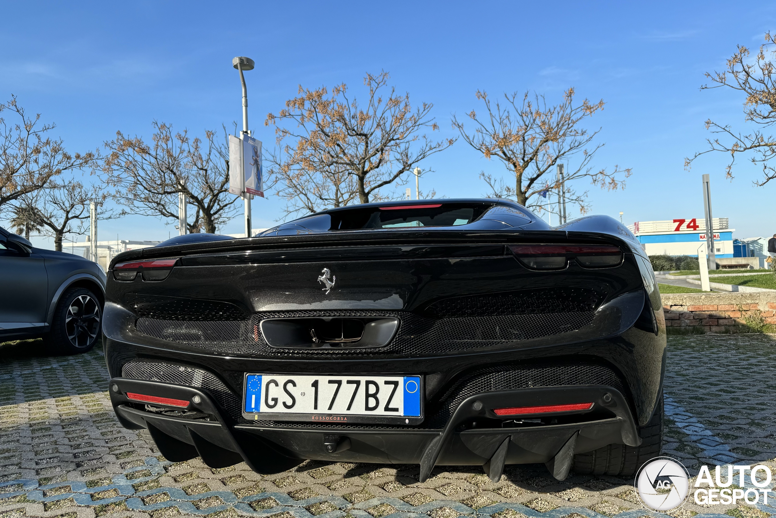 Ferrari 296 GTS