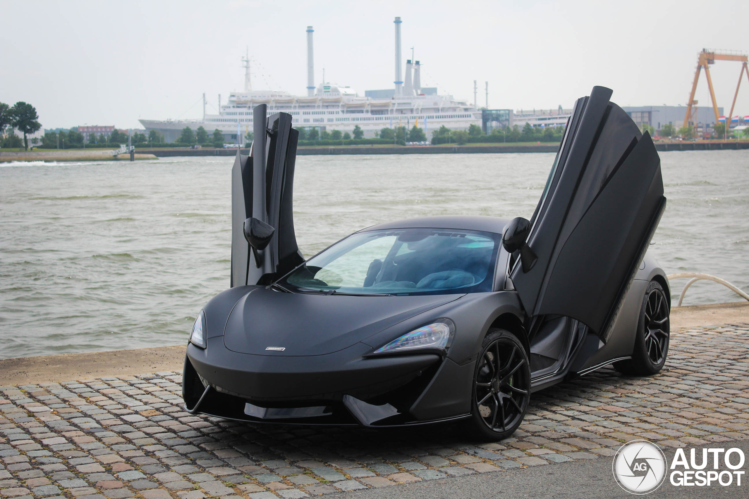 McLaren 540C