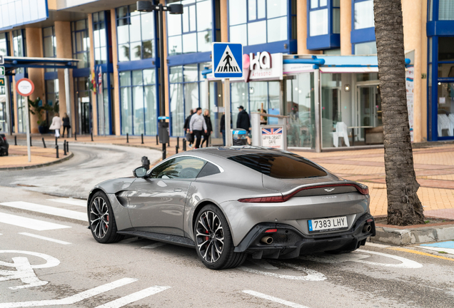 Aston Martin V8 Vantage 2018