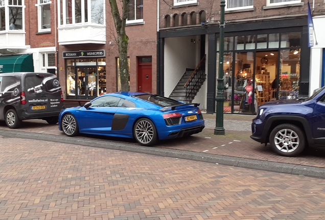 Audi R8 V10 Plus 2015