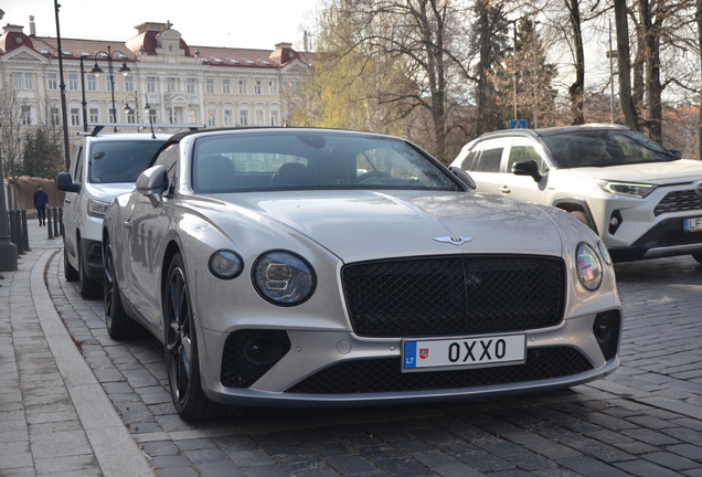 Bentley Continental GTC 2019