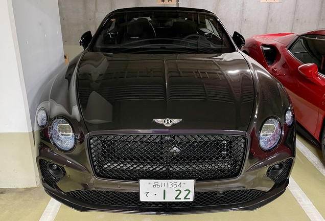 Bentley Continental GTC V8 S 2023