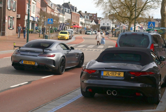 Jaguar F-TYPE S Convertible