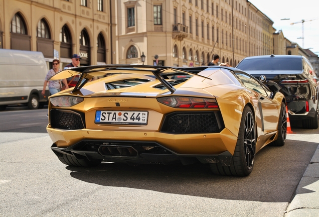 Lamborghini Aventador LP700-4 Roadster