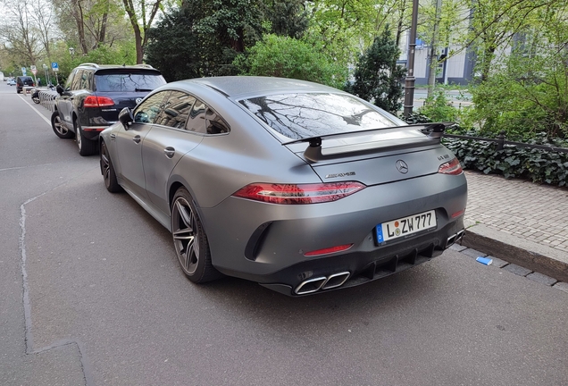 Mercedes-AMG GT 63 X290