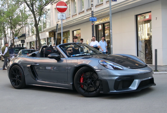 Porsche 718 Spyder RS Weissach Package