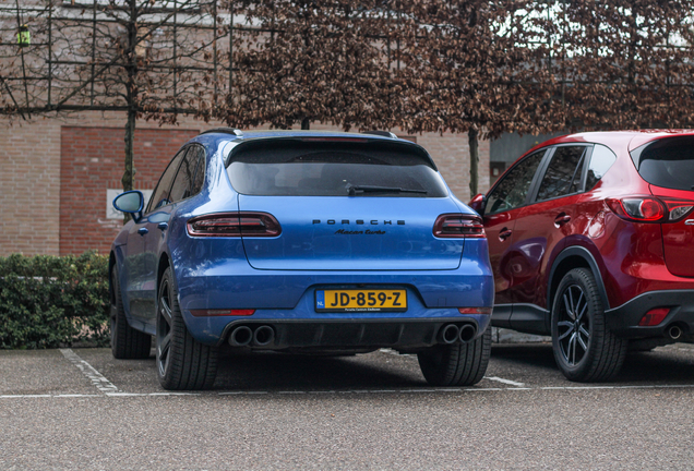 Porsche 95B Macan Turbo