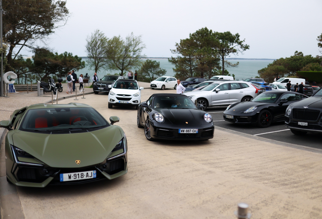 Porsche 992 Carrera 4S Cabriolet