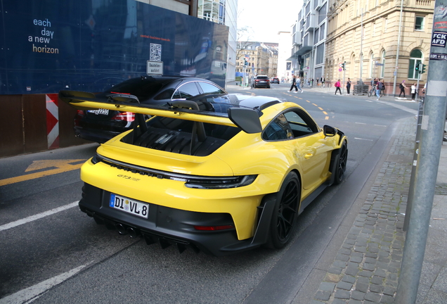 Porsche 992 GT3 RS Weissach Package