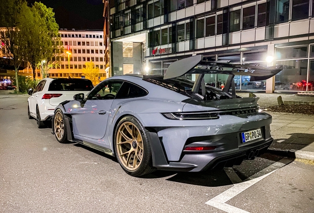 Porsche 992 GT3 RS Weissach Package