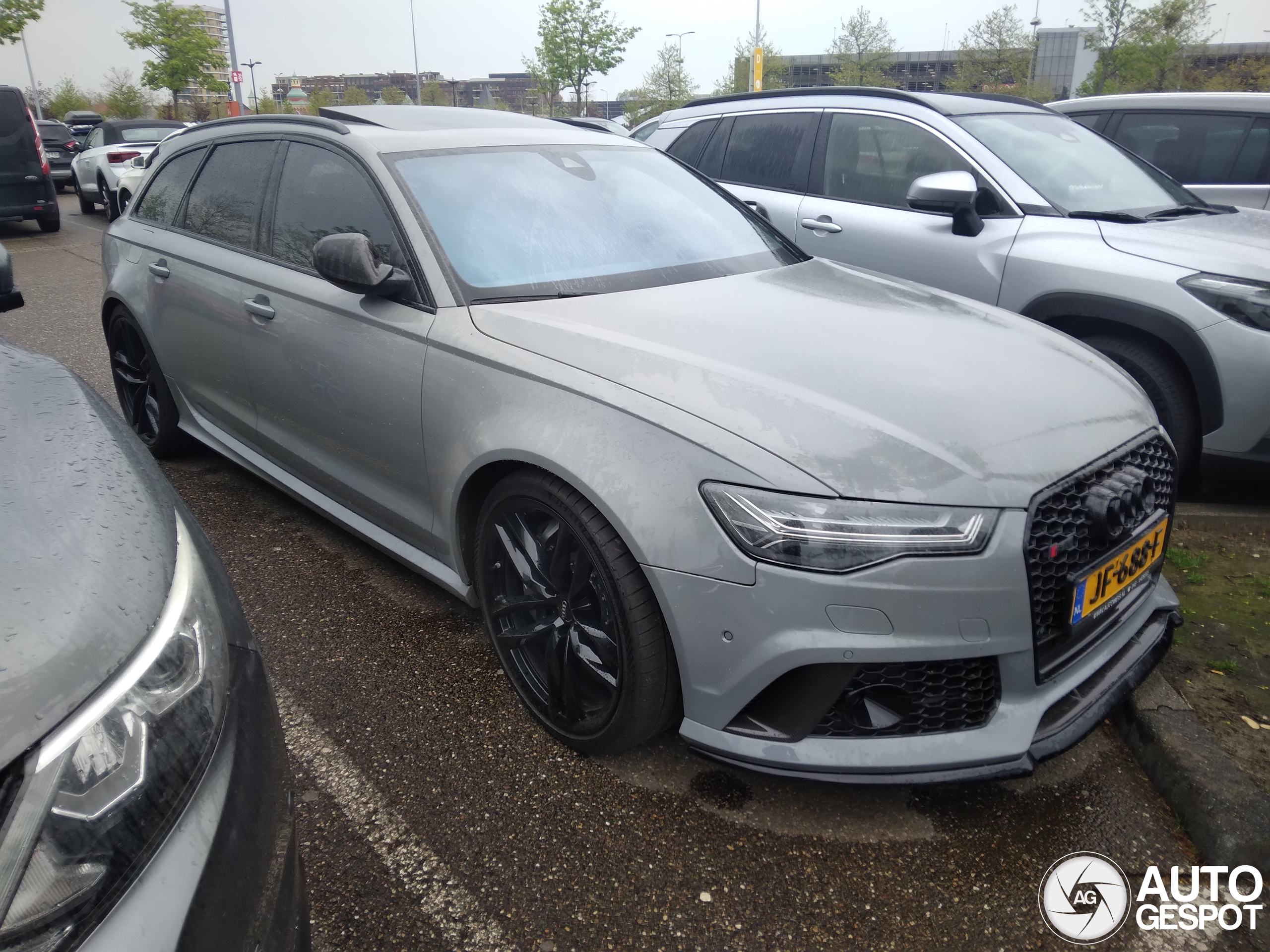 Audi RS6 Avant C7 2015