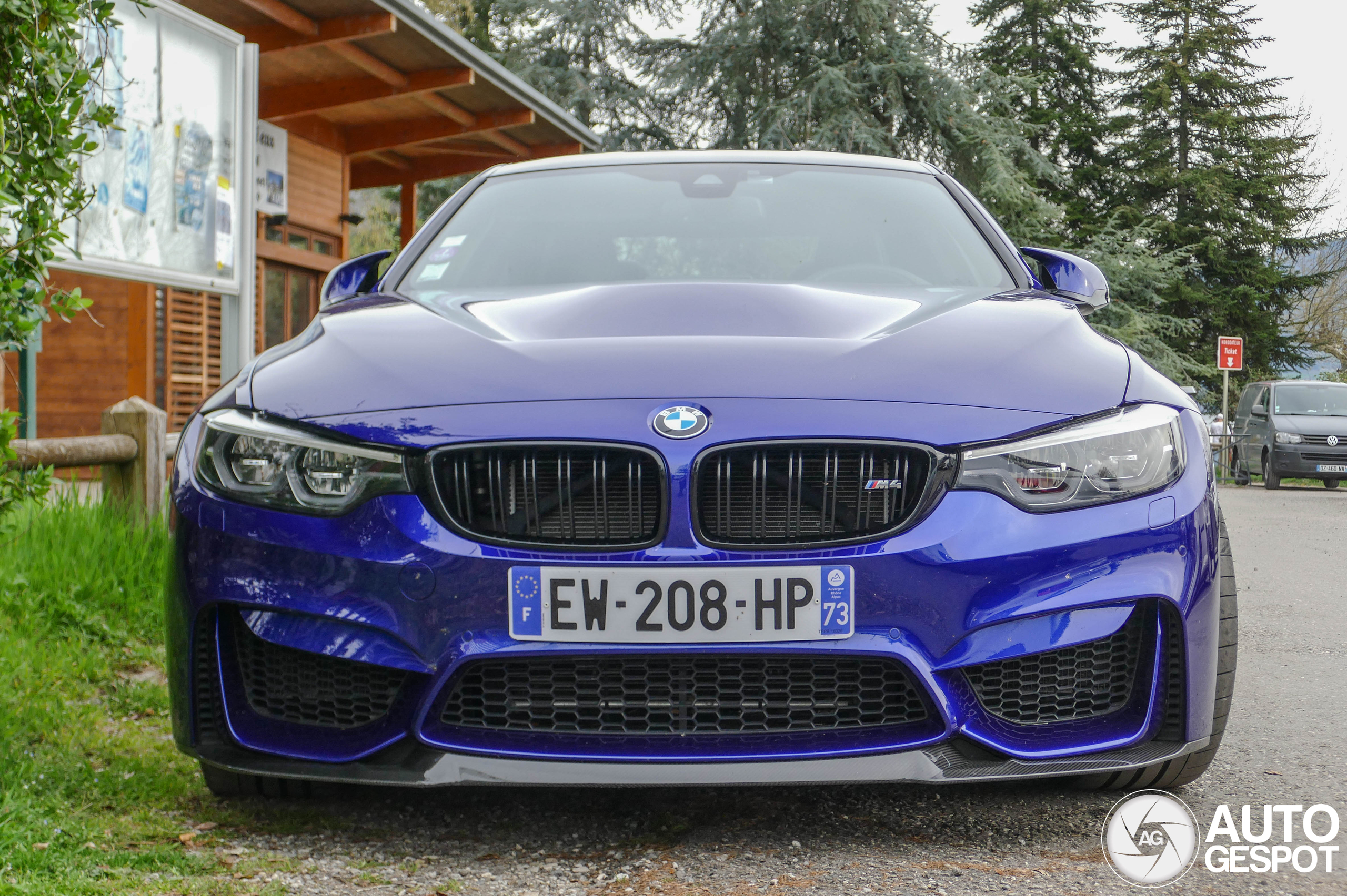 BMW M4 F82 CS